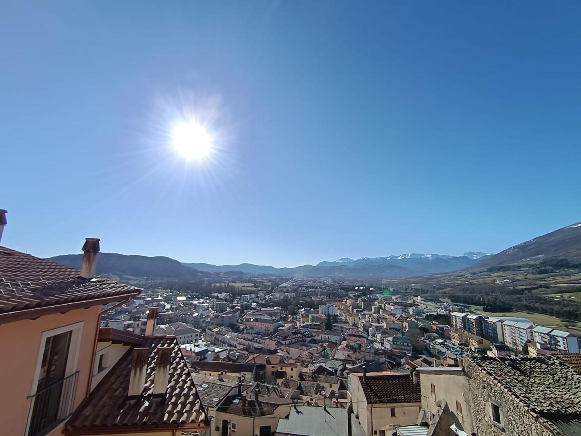 Al Civico 21 Lägenhet Castel Di Sangro Exteriör bild